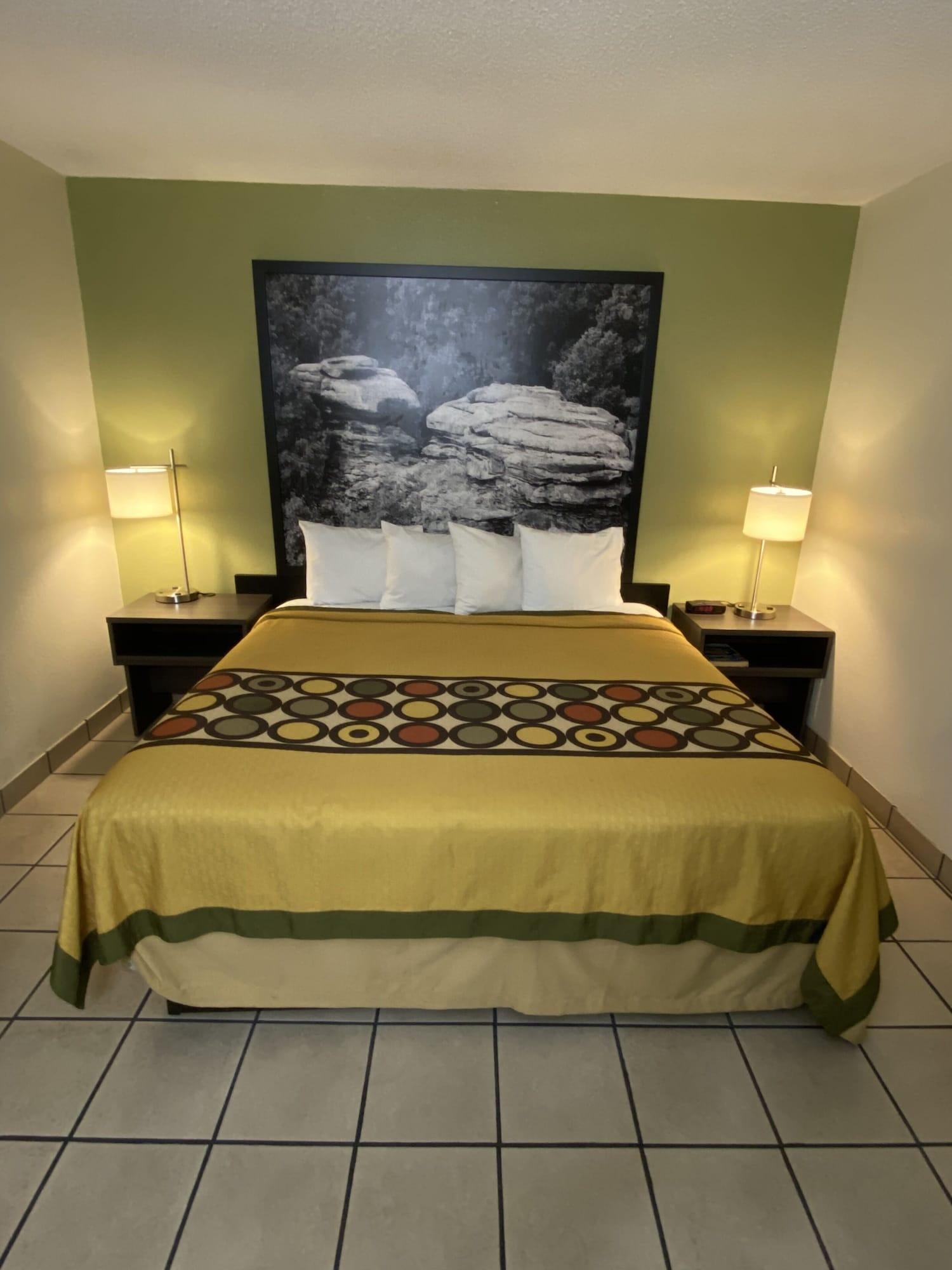 Super 8 By Wyndham Metropolis Motel Dış mekan fotoğraf